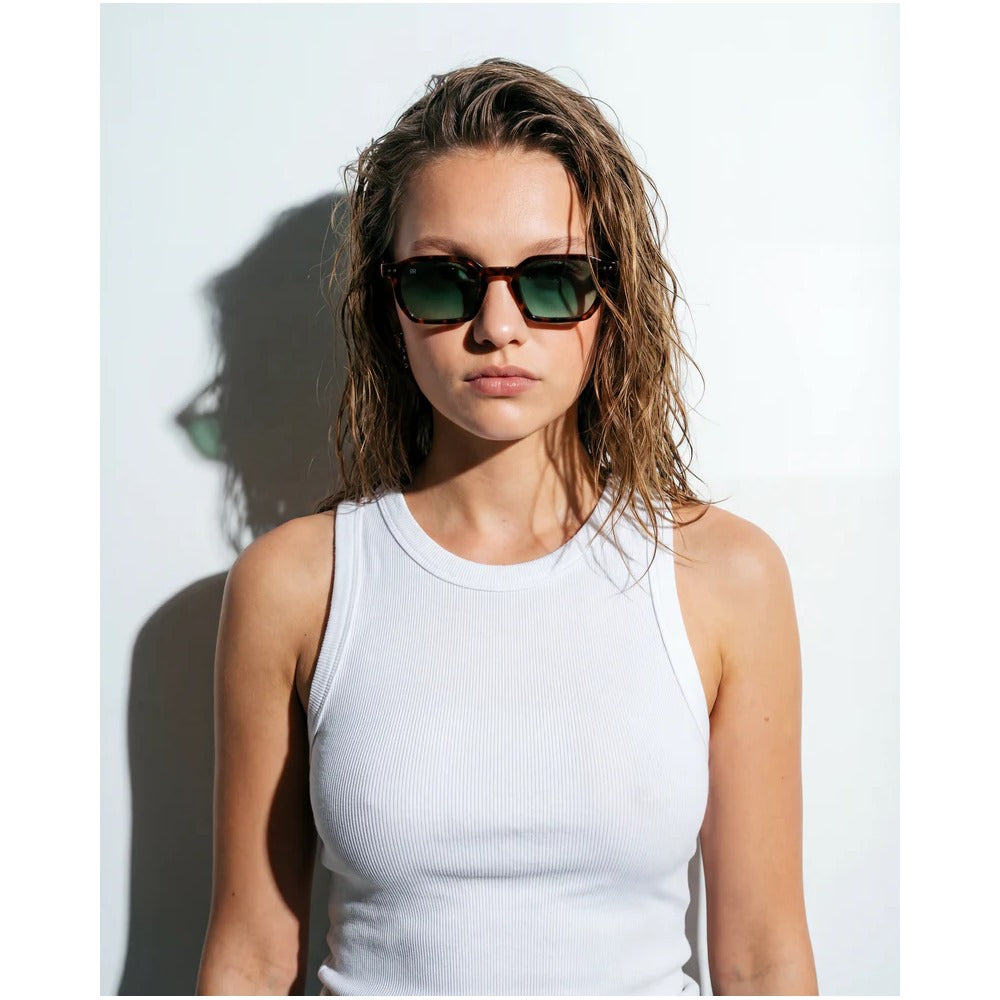 RED RAVEN HARPER TORTOISE GREEN
