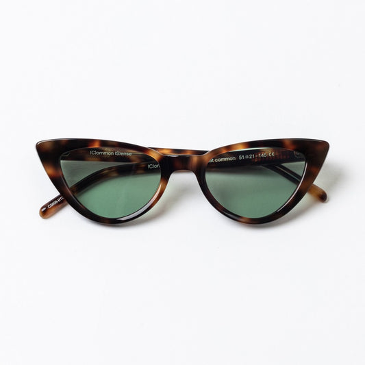 Common Sense 009 BATAGUR & LIGHT GREEN